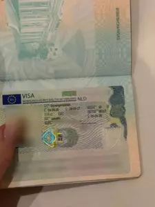 Кейс: шенгенская виза в Нидерланды на Бали для гражданки Беларуси